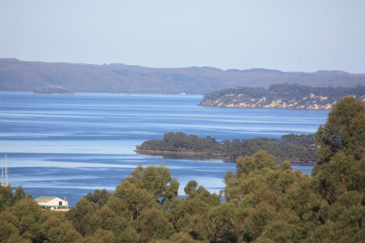 Villa Harbour Lookout Strahan Exterior foto